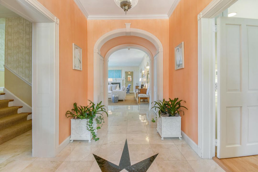 На продажу: $23,900,000 (6 спален, 6 ванн, 6341 Квадратных фут)