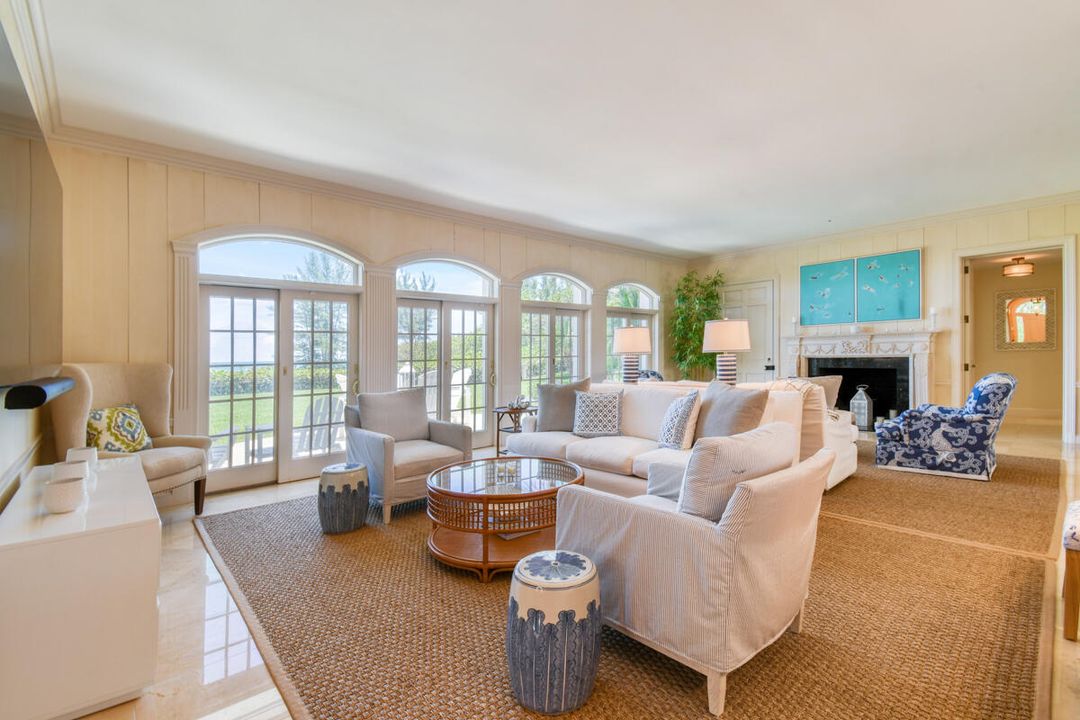 На продажу: $23,900,000 (6 спален, 6 ванн, 6341 Квадратных фут)