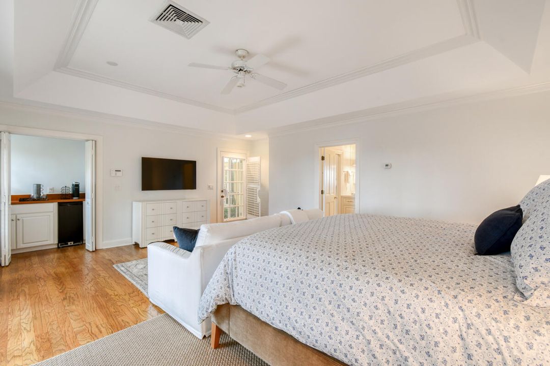 На продажу: $23,900,000 (6 спален, 6 ванн, 6341 Квадратных фут)