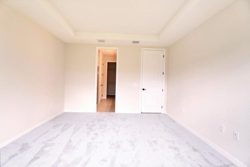 En Renta: $5,200 (5 camas, 4 baños, 3350 Pies cuadrados)