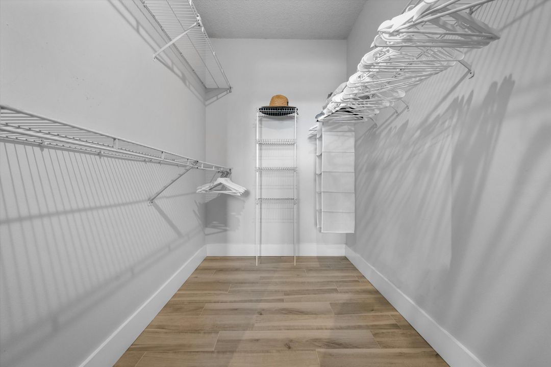 For Sale: $475,000 (3 beds, 2 baths, 1492 Square Feet)