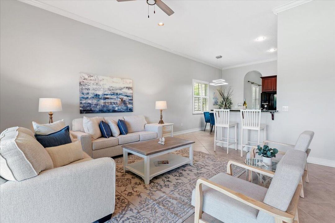 На продажу: $680,000 (3 спален, 3 ванн, 2722 Квадратных фут)