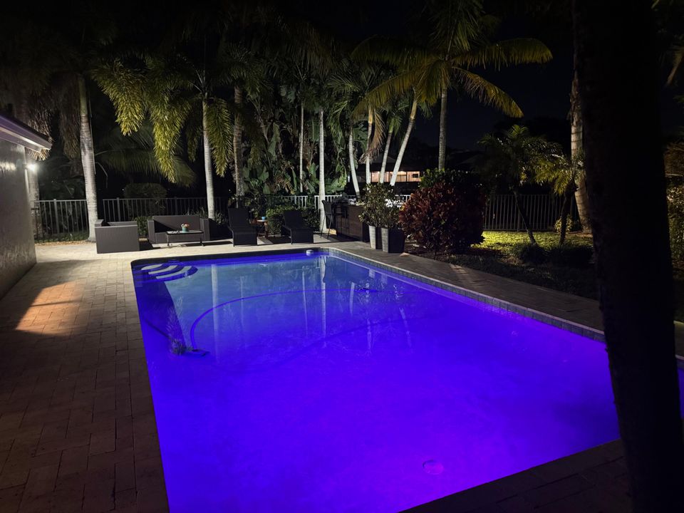 待售: $675,000 (2 贝兹, 2 浴室, 1939 平方英尺)