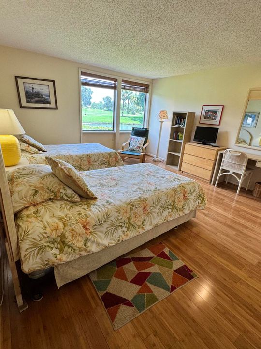 For Sale: $339,000 (2 beds, 2 baths, 1229 Square Feet)