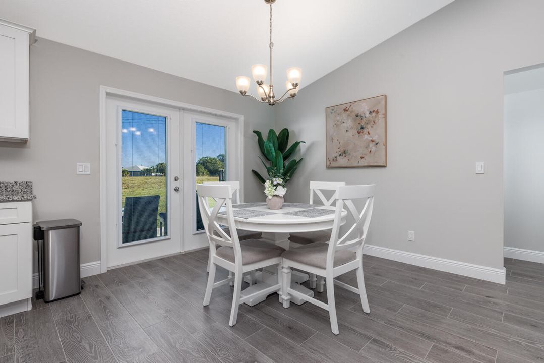 待售: $449,500 (3 贝兹, 2 浴室, 1452 平方英尺)