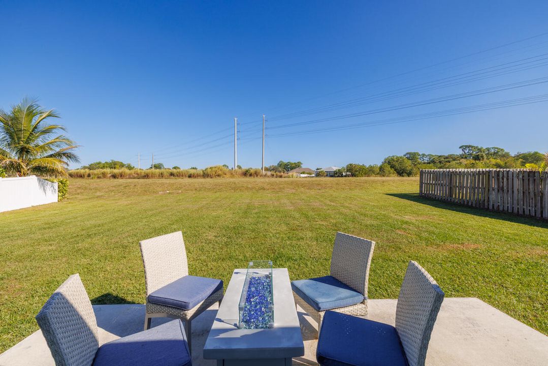 待售: $449,500 (3 贝兹, 2 浴室, 1452 平方英尺)