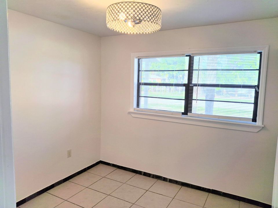 待售: $399,900 (3 贝兹, 2 浴室, 1125 平方英尺)