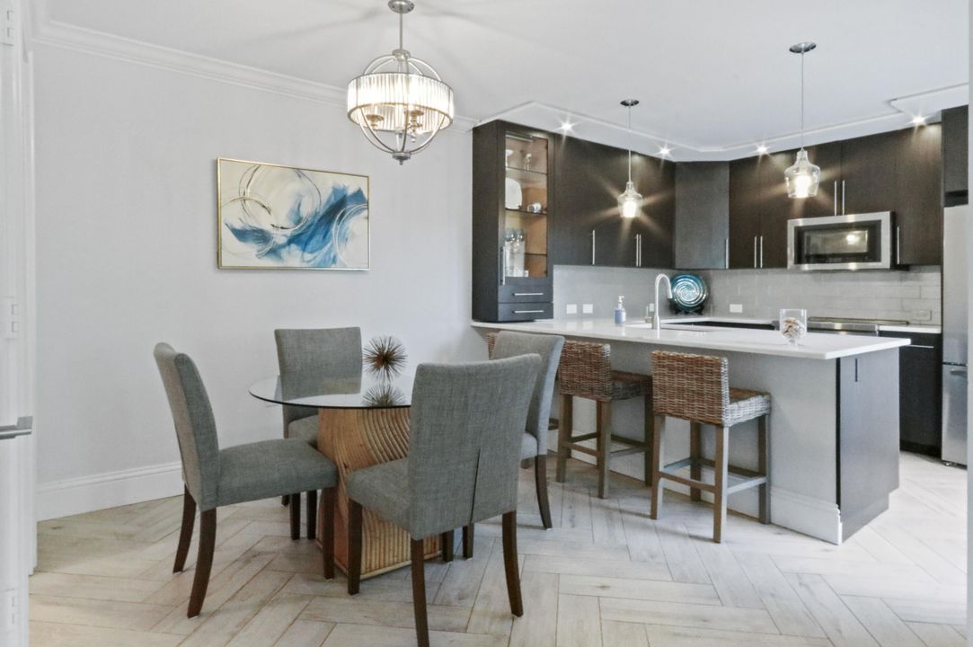 For Rent: $3,125 (2 beds, 2 baths, 1188 Square Feet)