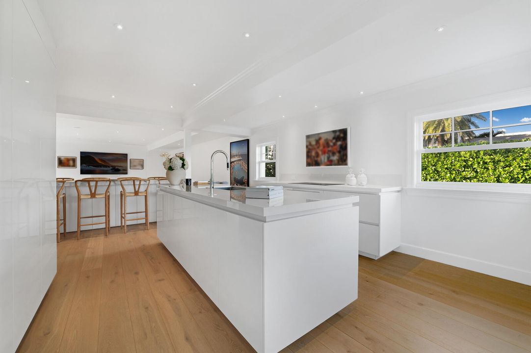 待售: $19,750,000 (5 贝兹, 4 浴室, 4526 平方英尺)