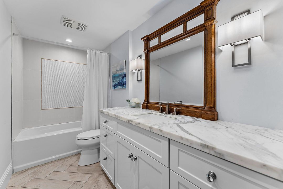 For Rent: $3,125 (2 beds, 2 baths, 1188 Square Feet)