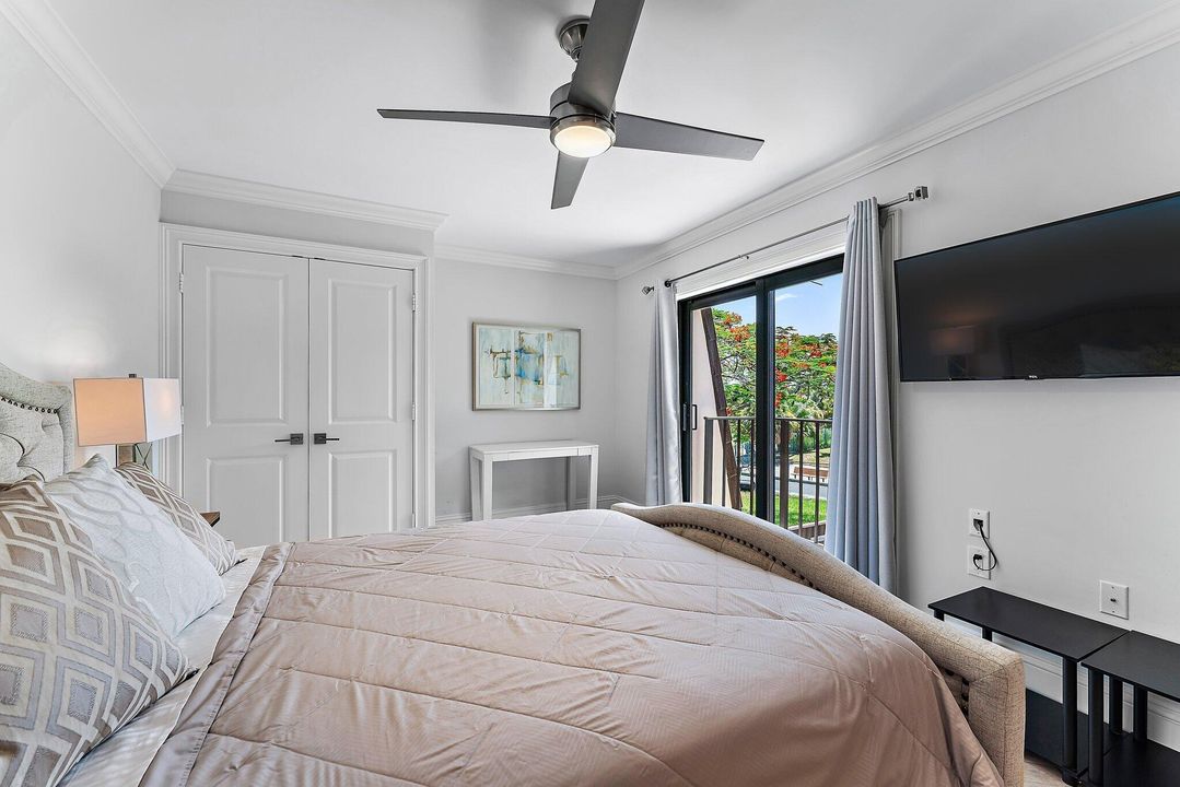 For Rent: $3,125 (2 beds, 2 baths, 1188 Square Feet)