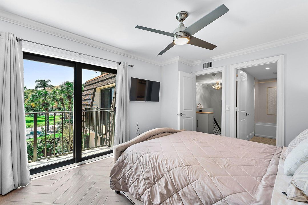 For Rent: $3,125 (2 beds, 2 baths, 1188 Square Feet)