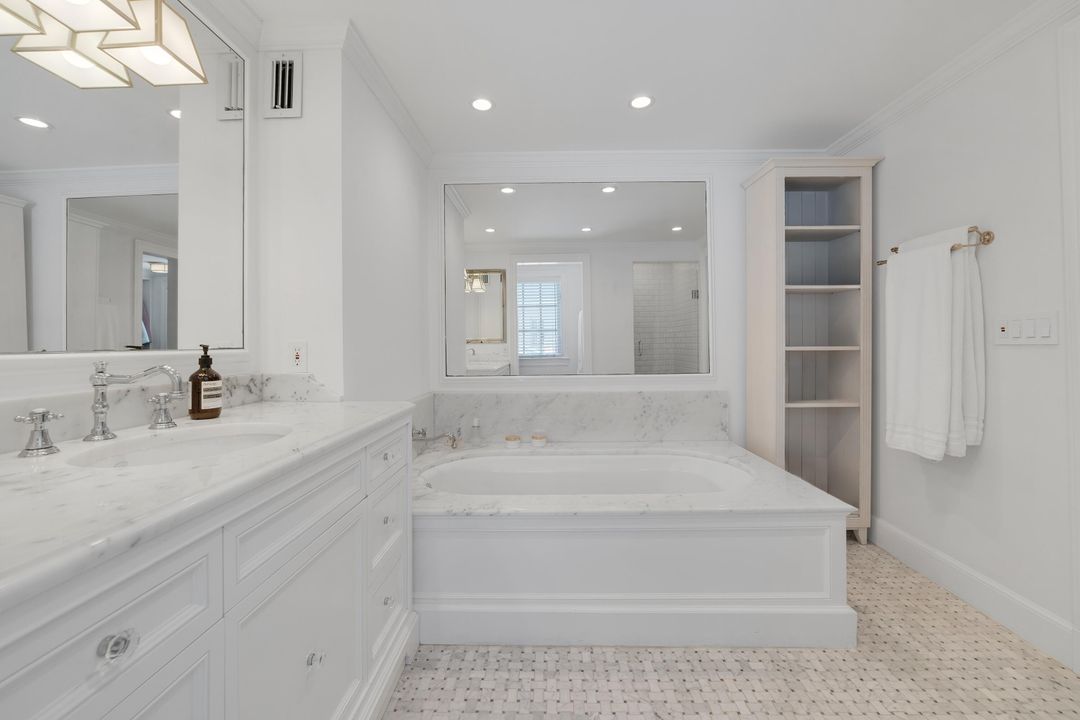 待售: $19,750,000 (5 贝兹, 4 浴室, 4526 平方英尺)