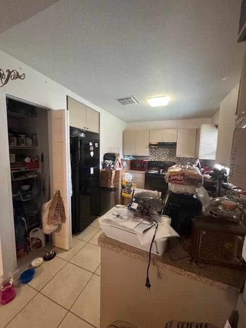 En Venta: $240,000 (3 camas, 2 baños, 1017 Pies cuadrados)