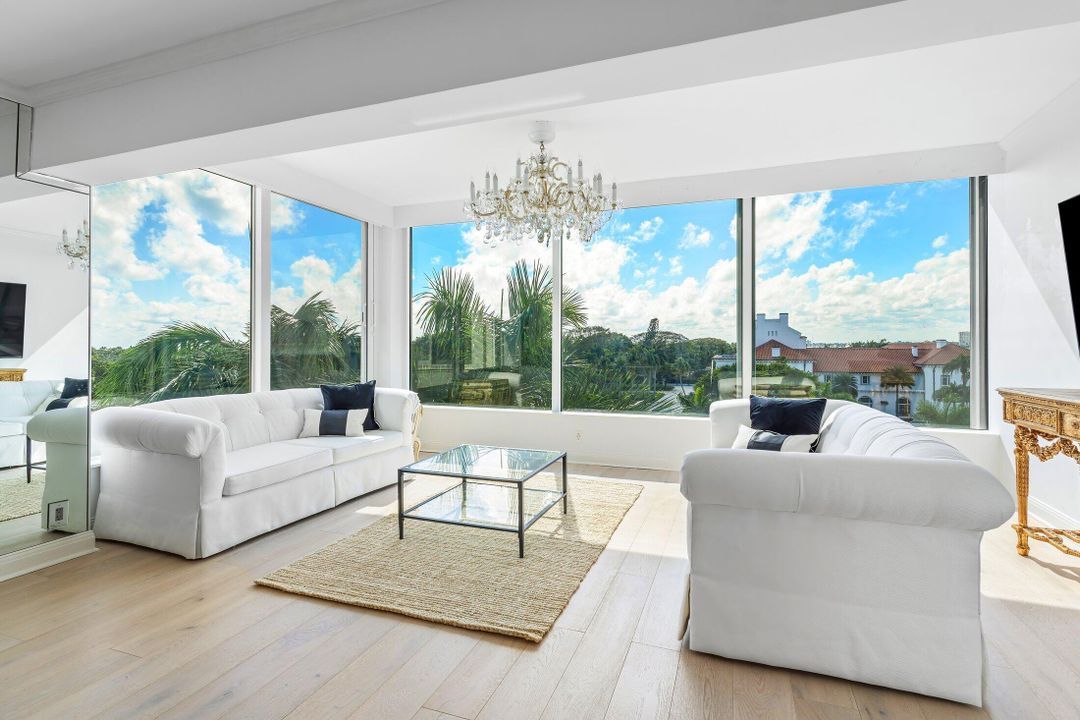 For Sale: $2,999,000 (2 beds, 2 baths, 1416 Square Feet)