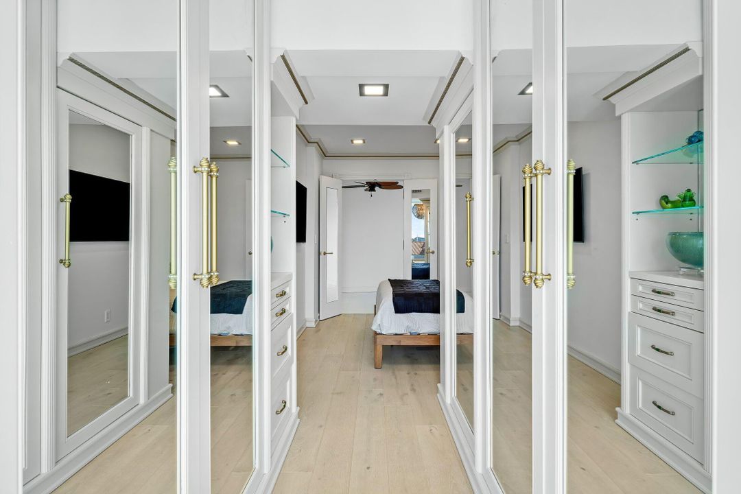 For Sale: $2,999,000 (2 beds, 2 baths, 1416 Square Feet)