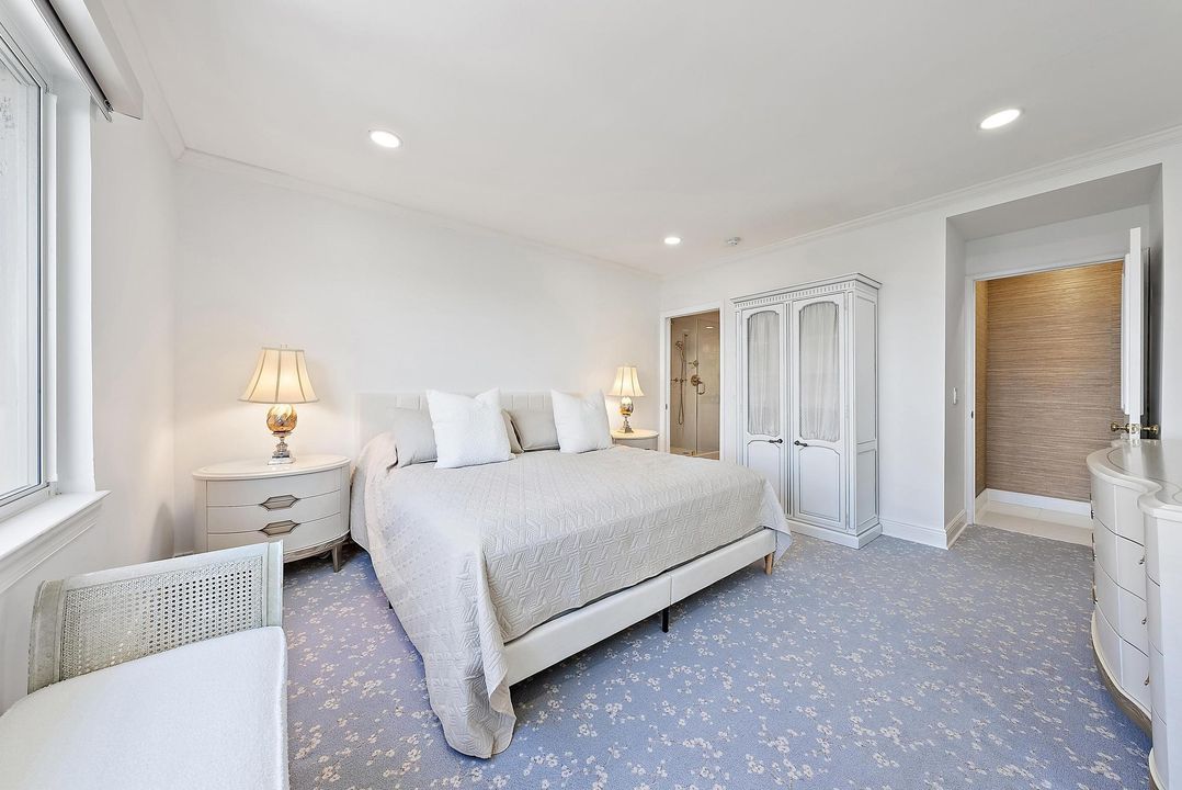 For Sale: $2,999,000 (2 beds, 2 baths, 1416 Square Feet)