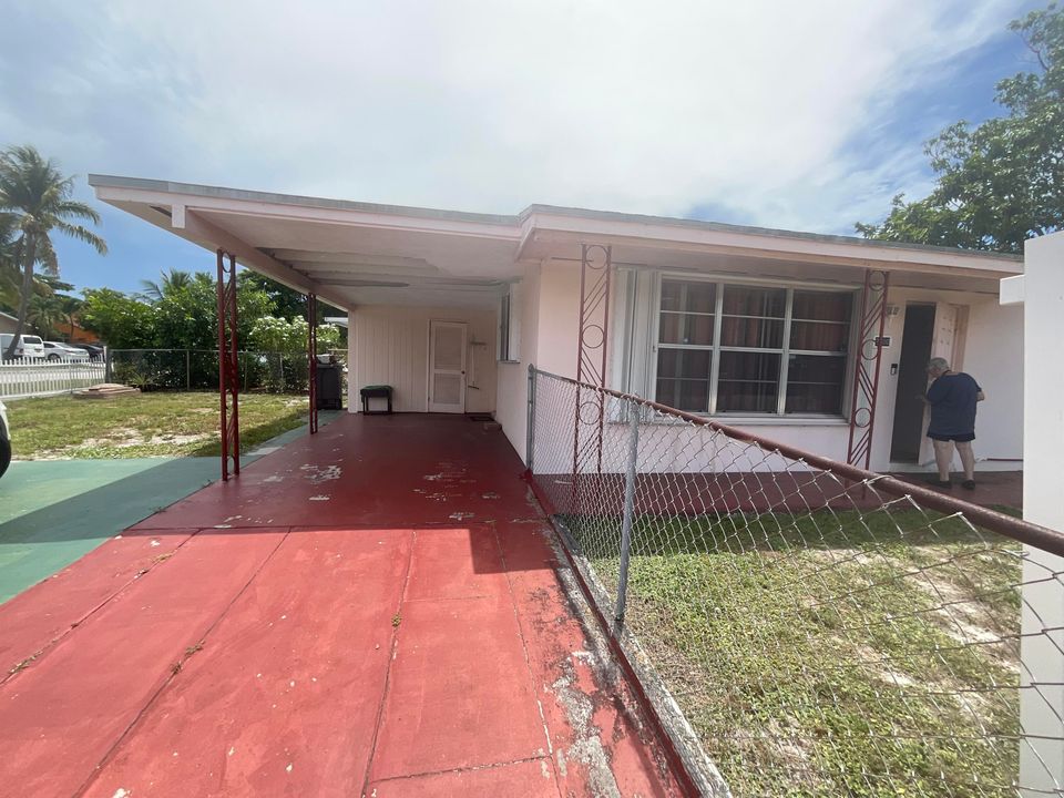 En Venta: $423,000 (2 camas, 1 baños, 999 Pies cuadrados)