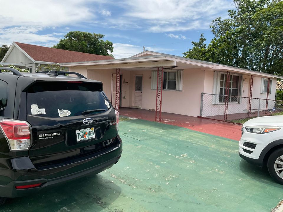 En Venta: $423,000 (2 camas, 1 baños, 999 Pies cuadrados)