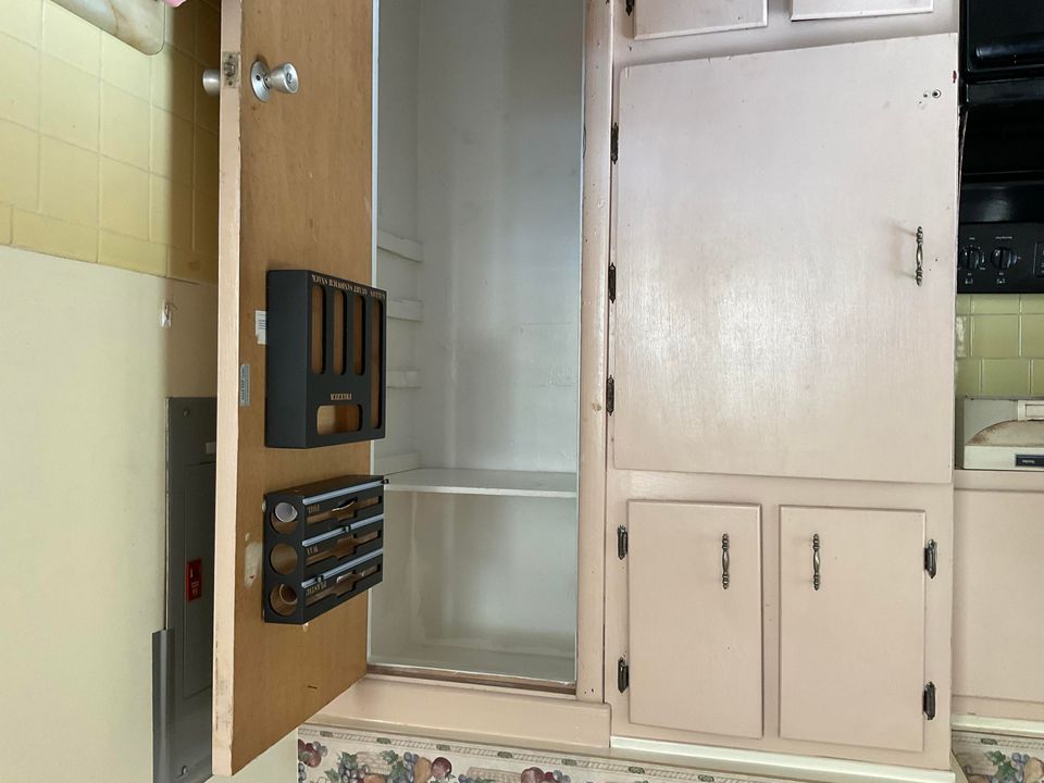 En Venta: $423,000 (2 camas, 1 baños, 999 Pies cuadrados)