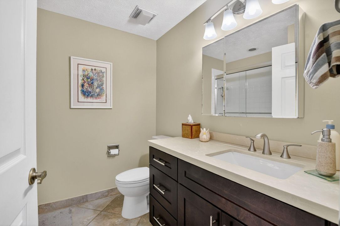 En Venta: $489,000 (2 camas, 2 baños, 1604 Pies cuadrados)