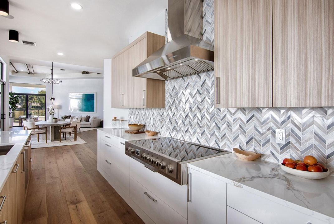 En Venta: $2,850,000 (3 camas, 3 baños, 2411 Pies cuadrados)