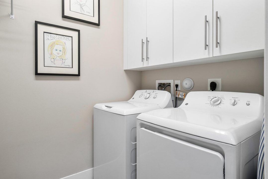 На продажу: $1,265,500 (3 спален, 3 ванн, 2157 Квадратных фут)