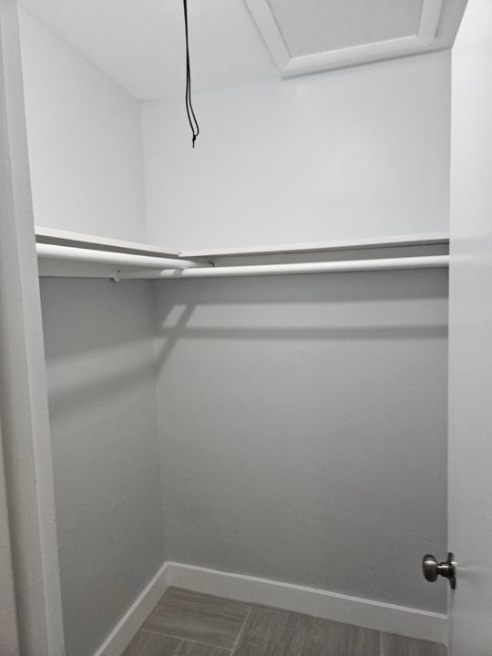 For Rent: $3,500 (3 beds, 2 baths, 1315 Square Feet)