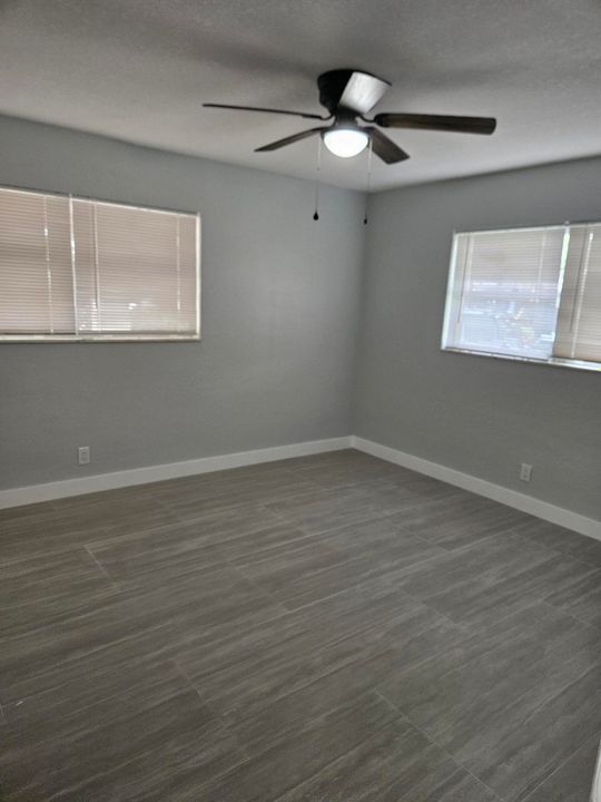 For Rent: $3,500 (3 beds, 2 baths, 1315 Square Feet)