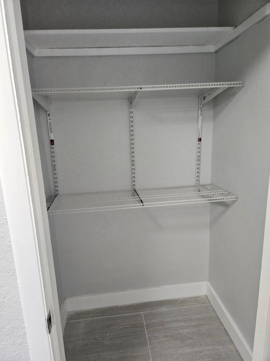 For Rent: $3,500 (3 beds, 2 baths, 1315 Square Feet)