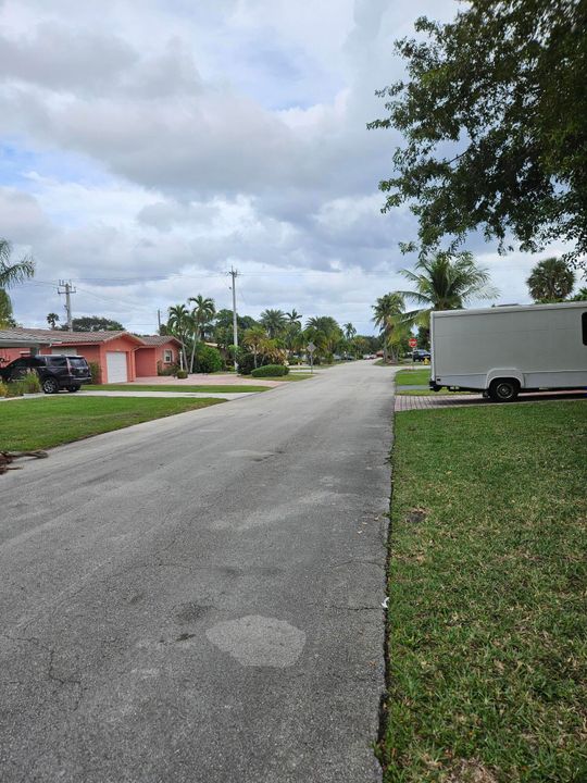 For Rent: $3,500 (3 beds, 2 baths, 1315 Square Feet)