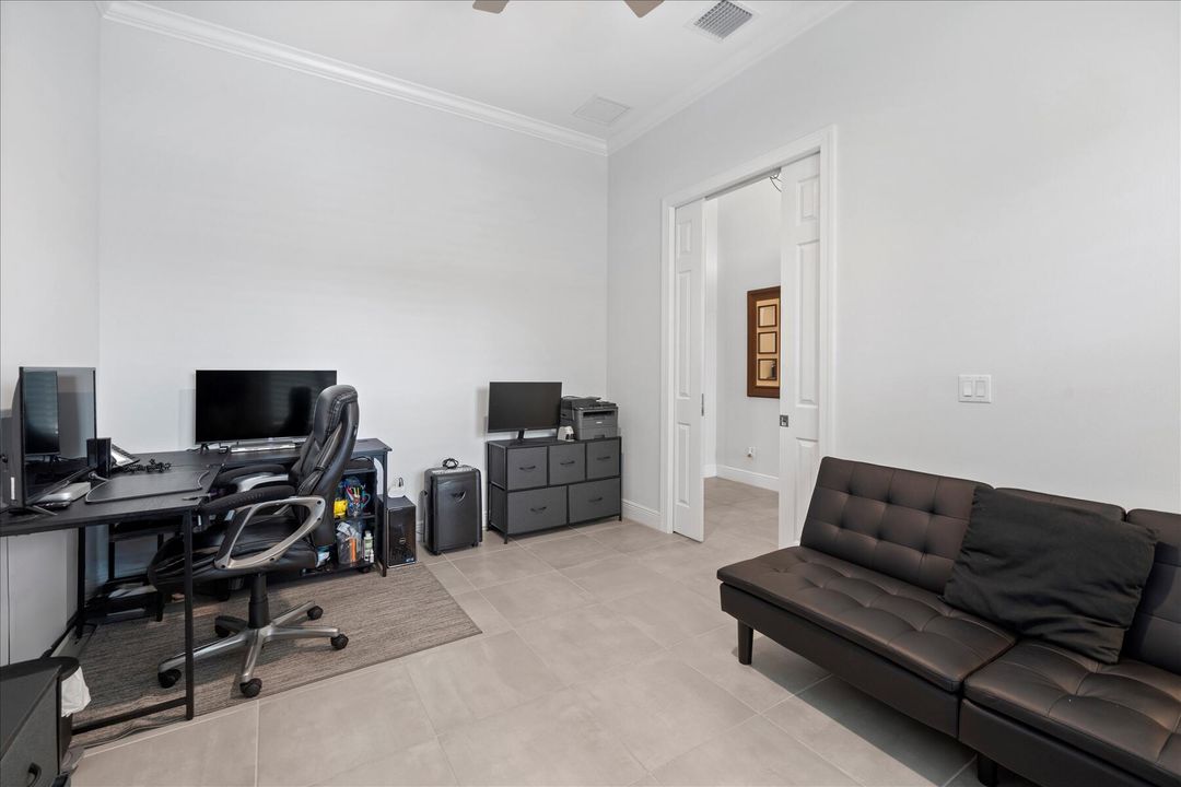 待售: $559,999 (3 贝兹, 2 浴室, 2253 平方英尺)