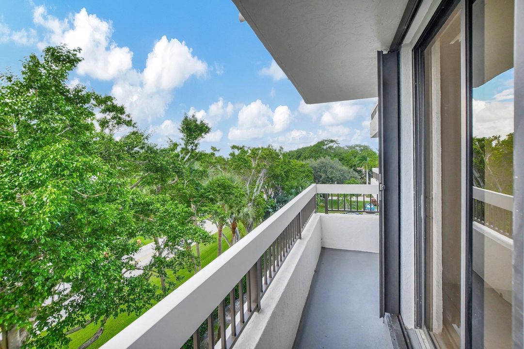 待售: $399,900 (3 贝兹, 2 浴室, 1702 平方英尺)