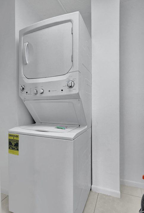 待售: $399,900 (3 贝兹, 2 浴室, 1702 平方英尺)