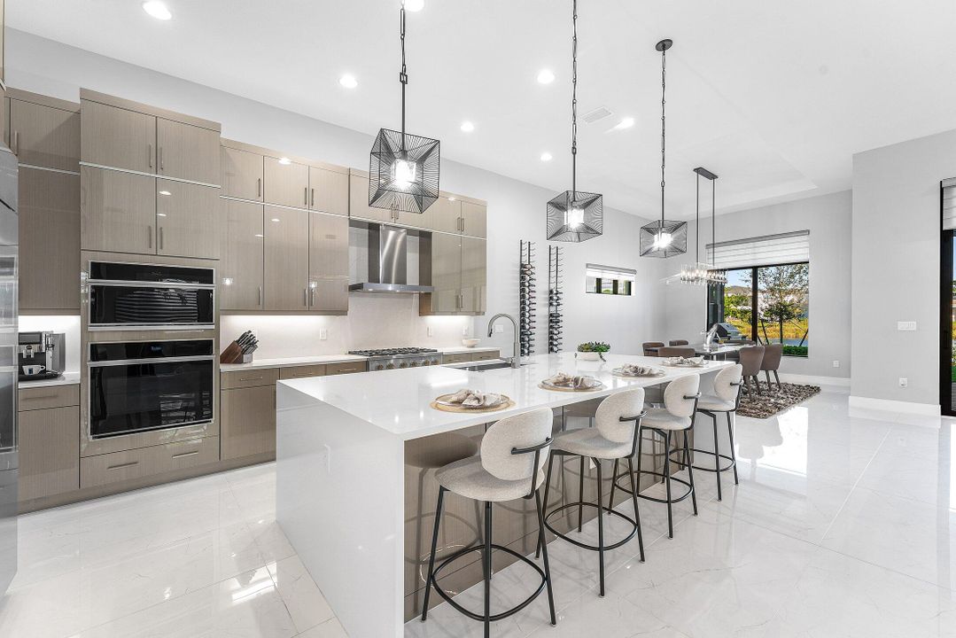 待售: $2,650,000 (3 贝兹, 3 浴室, 2984 平方英尺)