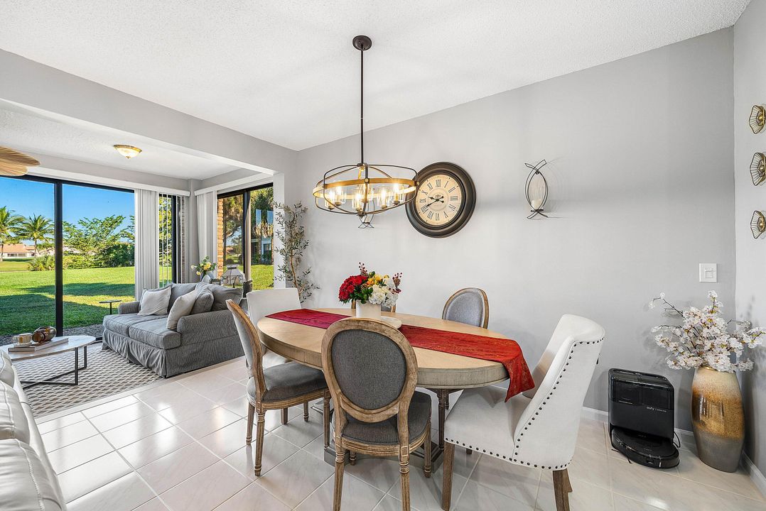 For Sale: $199,000 (2 beds, 2 baths, 1268 Square Feet)