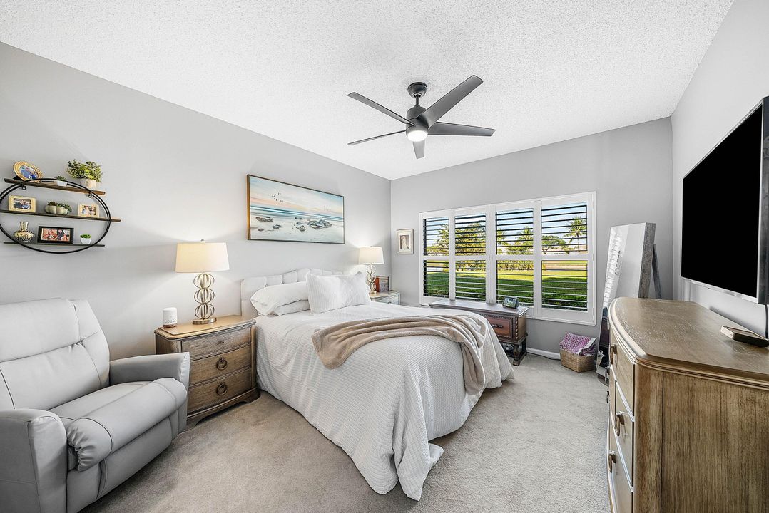 For Sale: $199,000 (2 beds, 2 baths, 1268 Square Feet)