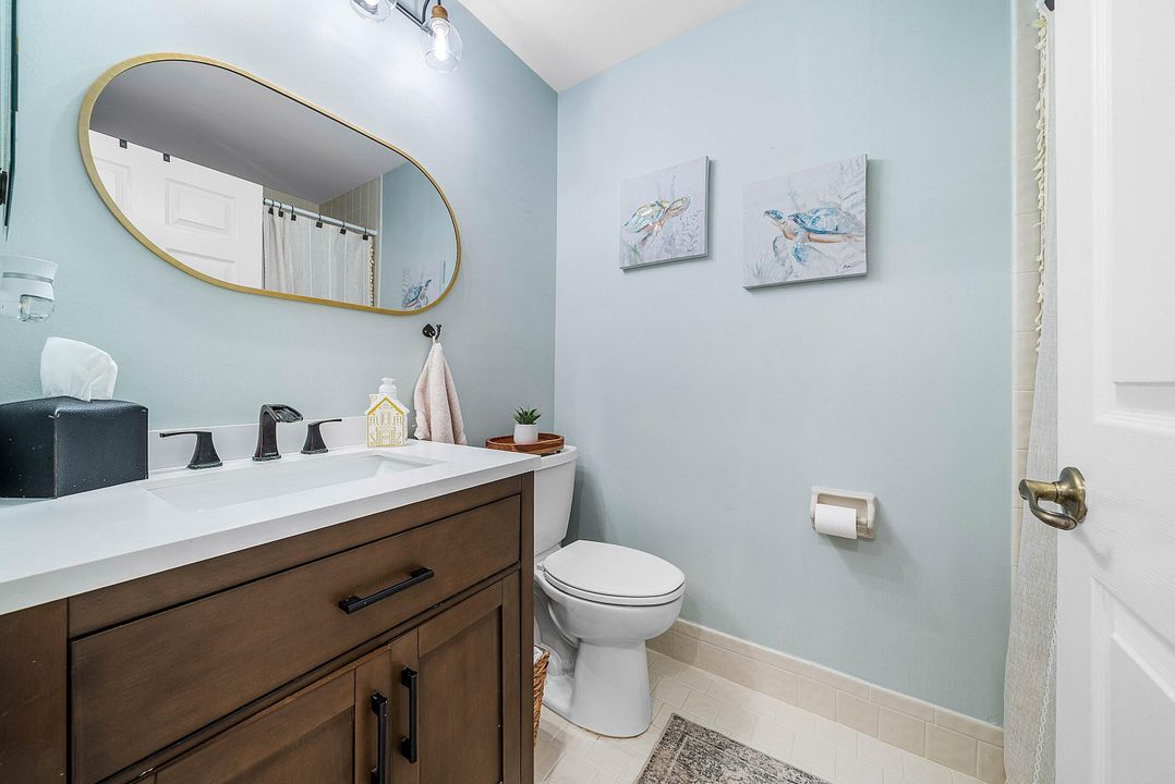 For Sale: $199,000 (2 beds, 2 baths, 1268 Square Feet)