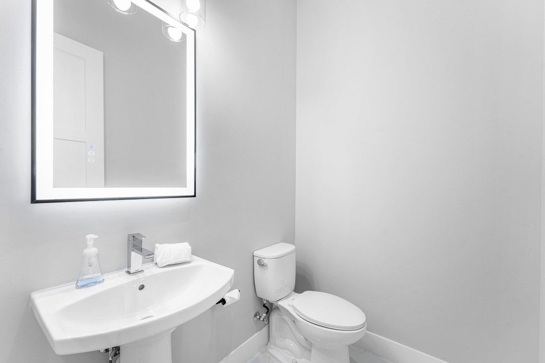 待售: $2,650,000 (3 贝兹, 3 浴室, 2984 平方英尺)