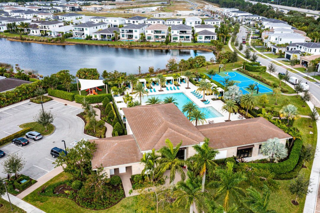 待售: $2,650,000 (3 贝兹, 3 浴室, 2984 平方英尺)