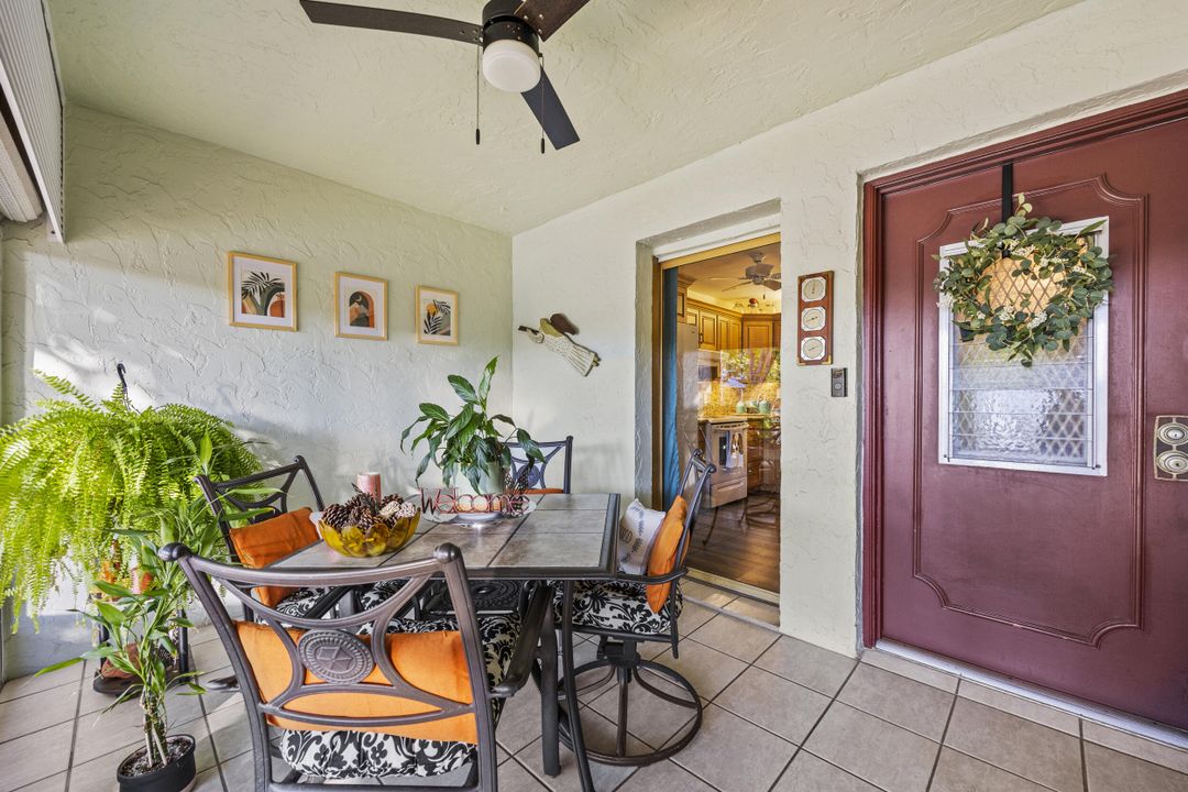 For Sale: $240,000 (2 beds, 2 baths, 1050 Square Feet)