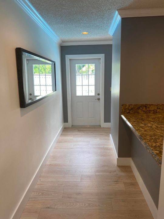 For Rent: $4,800 (4 beds, 2 baths, 1913 Square Feet)