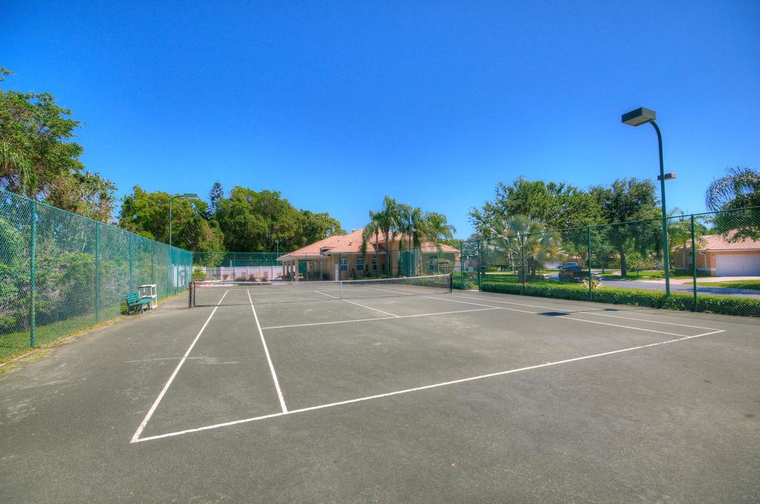 For Rent: $3,300 (2 beds, 2 baths, 1458 Square Feet)