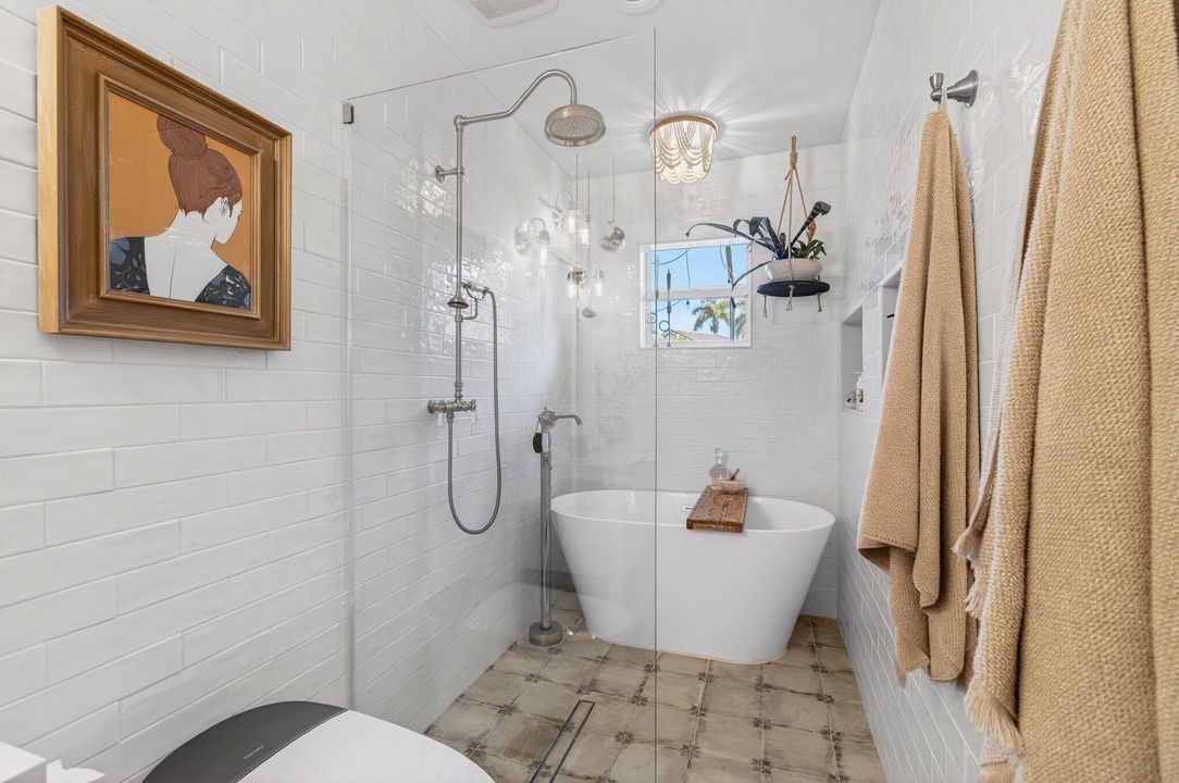 For Sale: $649,999 (3 beds, 2 baths, 1565 Square Feet)