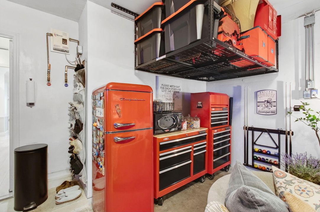 For Sale: $649,999 (3 beds, 2 baths, 1565 Square Feet)