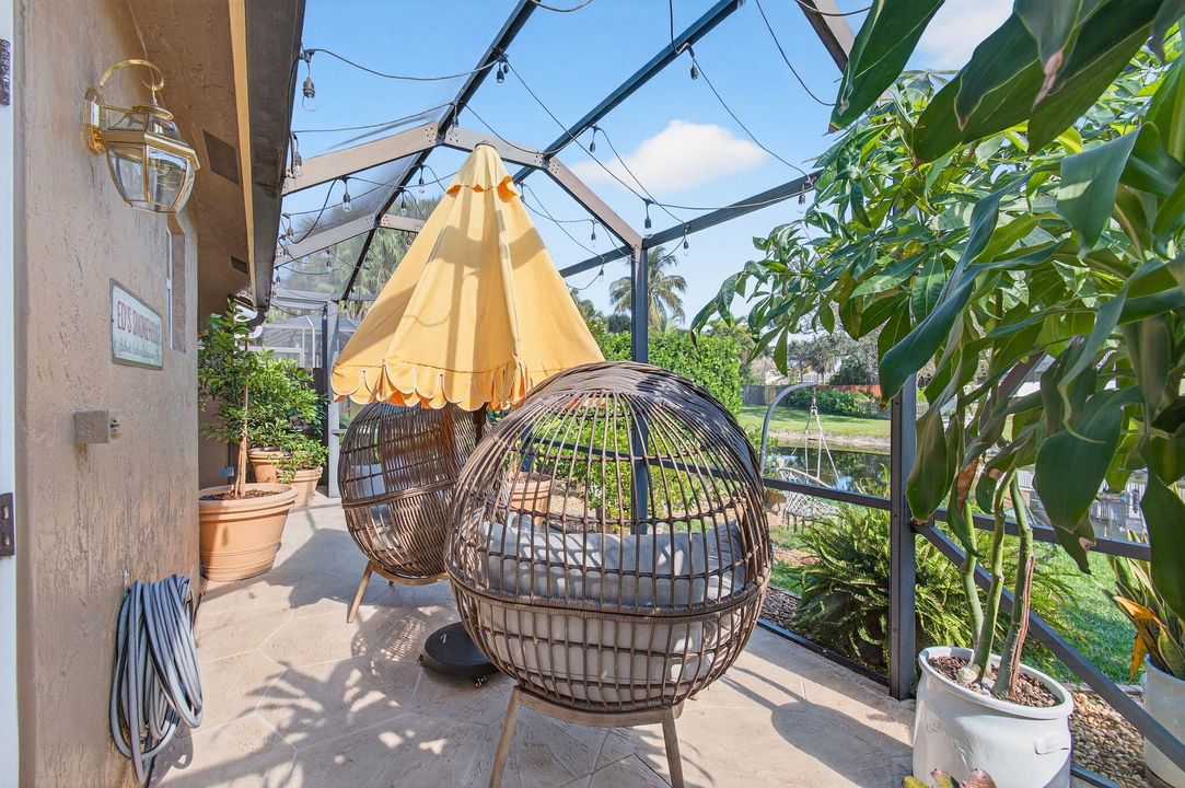 For Sale: $649,999 (3 beds, 2 baths, 1565 Square Feet)