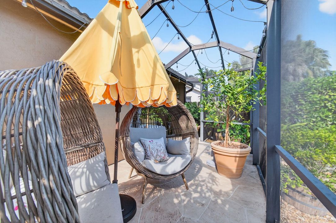 For Sale: $649,999 (3 beds, 2 baths, 1565 Square Feet)