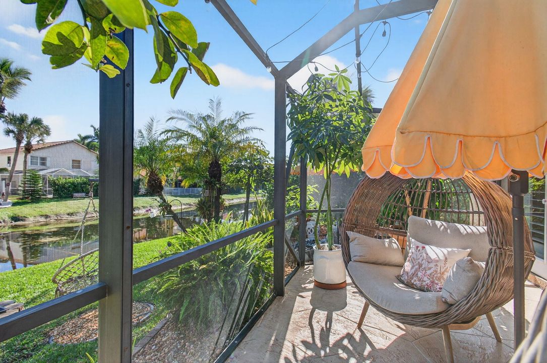 For Sale: $649,999 (3 beds, 2 baths, 1565 Square Feet)