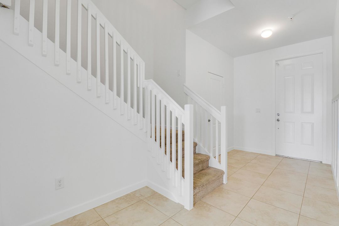 出租: $2,900 (3 贝兹, 2 浴室, 1771 平方英尺)