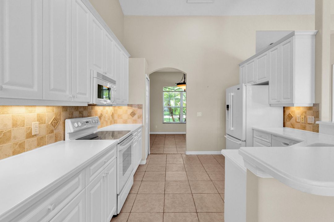 待售: $633,000 (3 贝兹, 2 浴室, 2130 平方英尺)